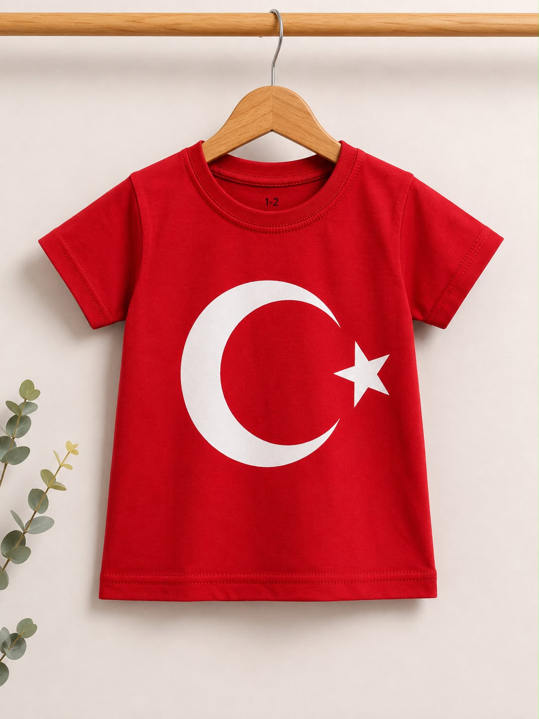 AY YILDIZLI TŞÖRT