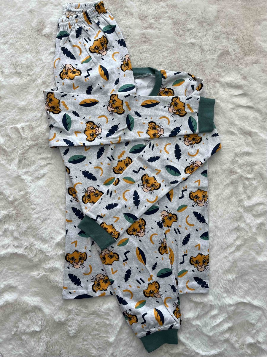 Aslan Kafası Desenli Desenli Pijama Takımı