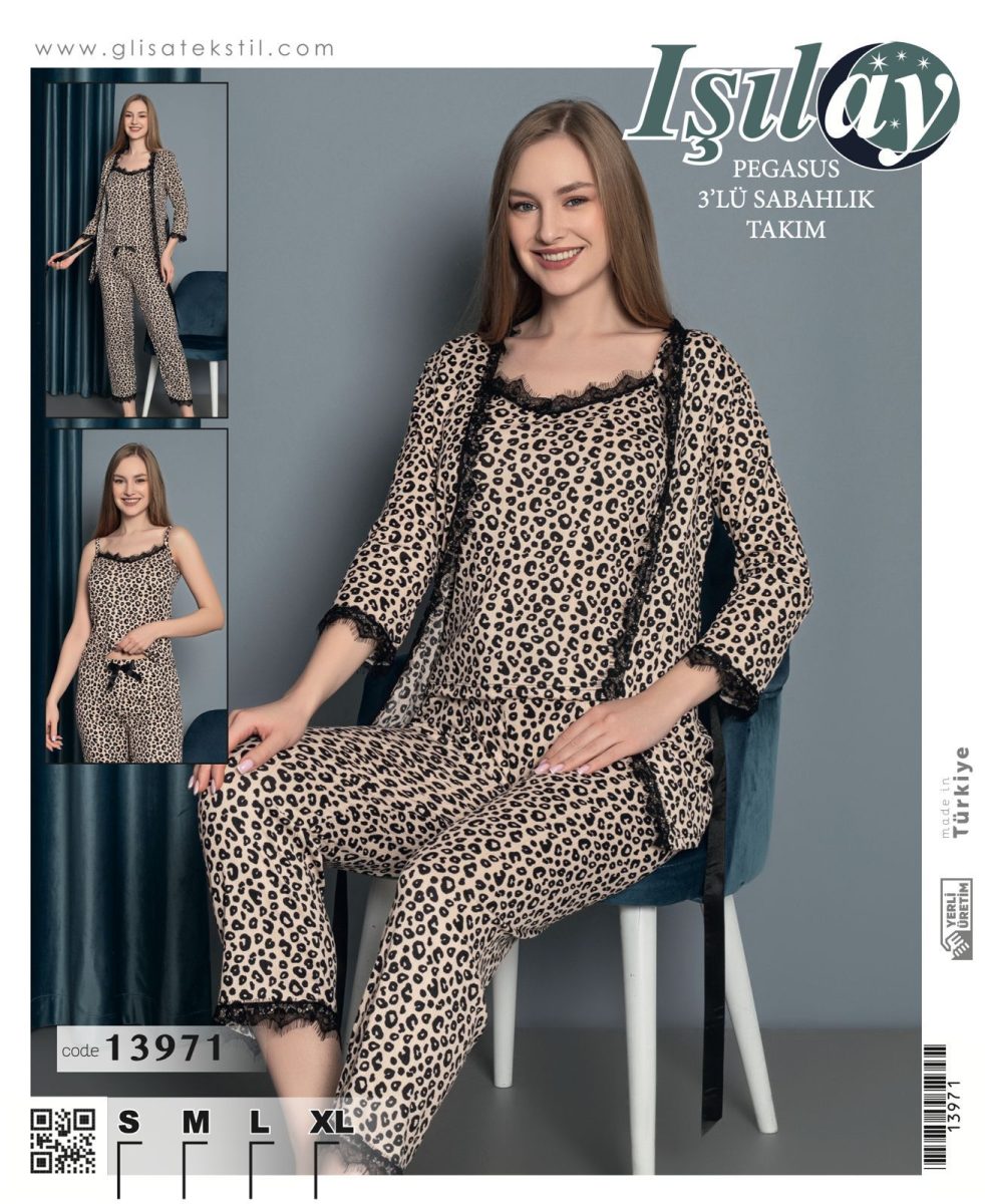 Leopar Desenli 3 Lü Sabahlıklı Pijama Takım