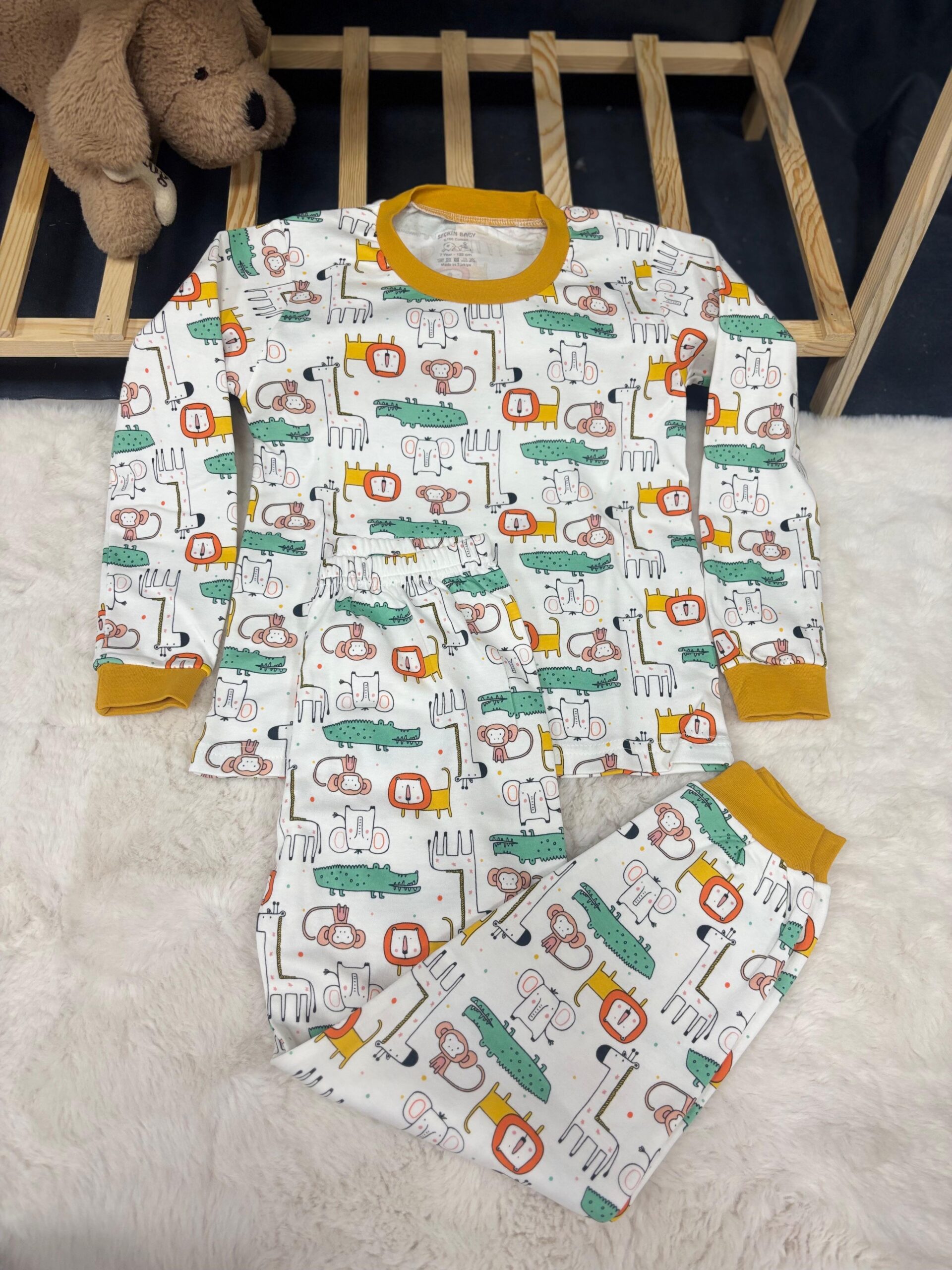 timsahlı sarı aslanlı  pijama takım