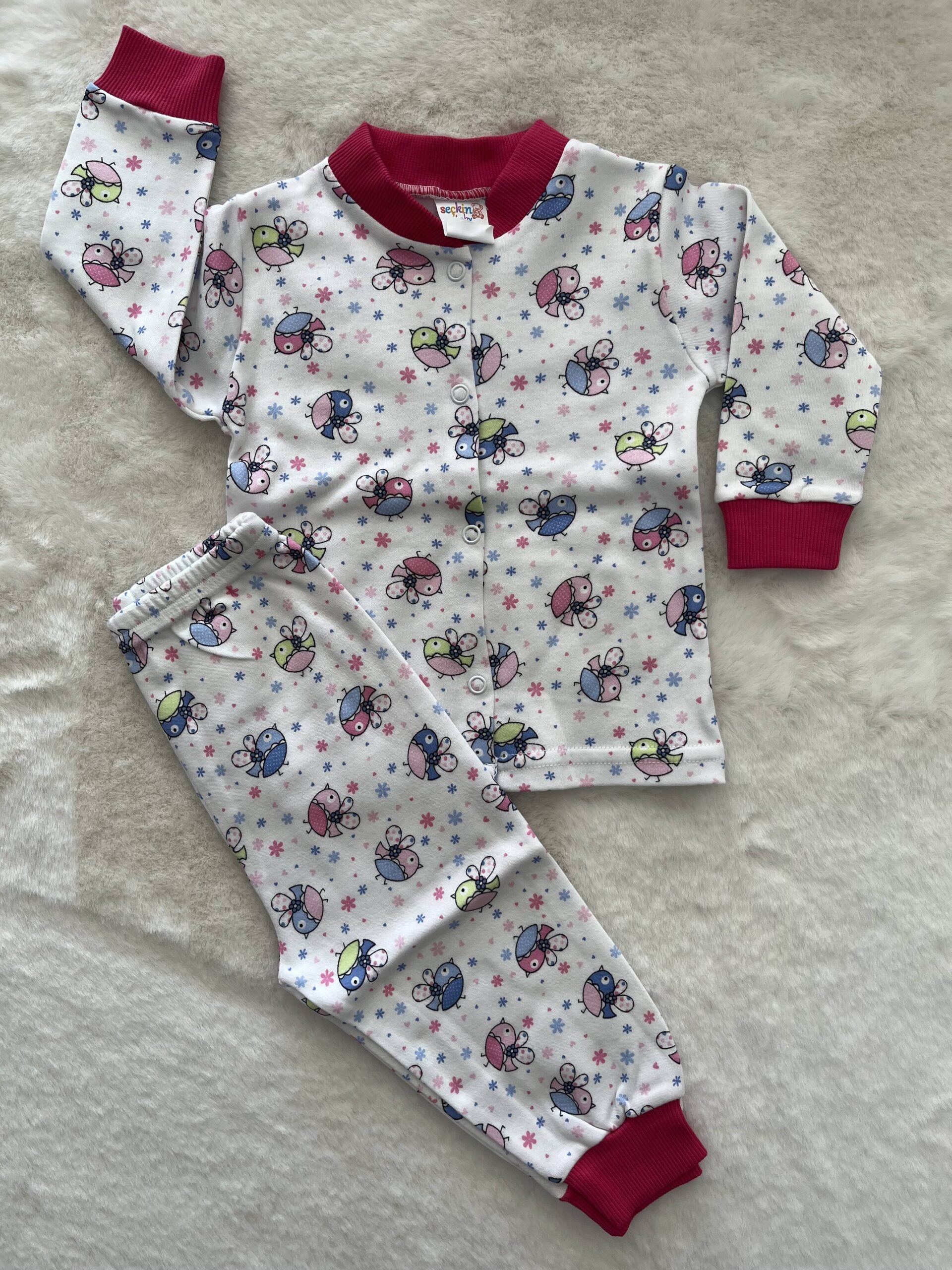 Renkli Kuş Pijama Takımı